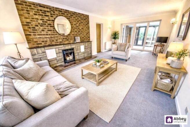 Lounge/Diner (Virtually Staged)