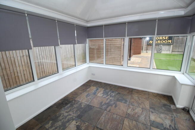 3 bed Semi-Detached for sale Image 11