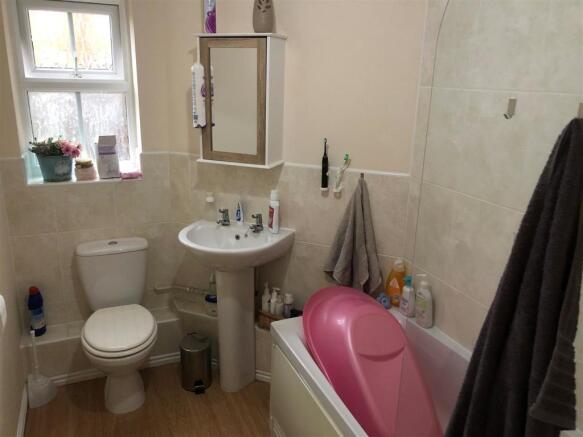 Bathroom.jpg
