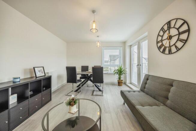 Living/Dining Area