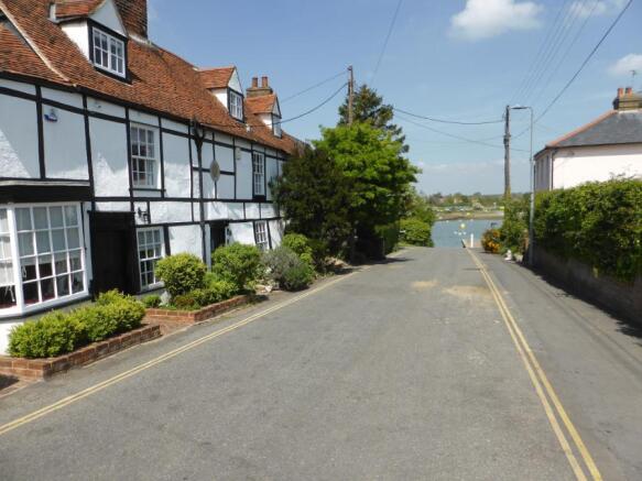 Ferry Road River End