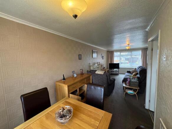 3 bed Terraced for sale Image 7