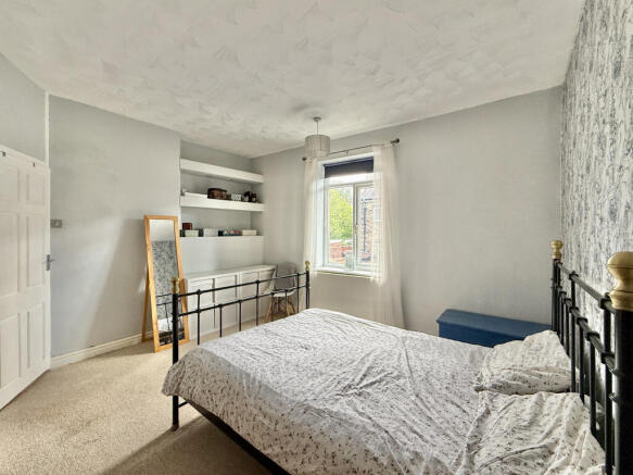 3 bed Terraced for sale Image 9
