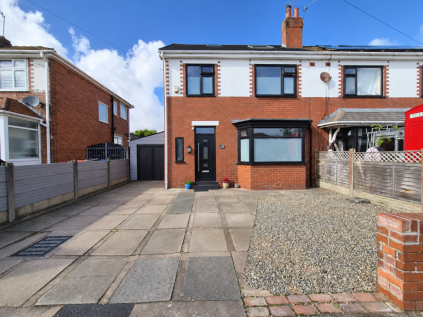 Saville Avenue, Carleton, FY6