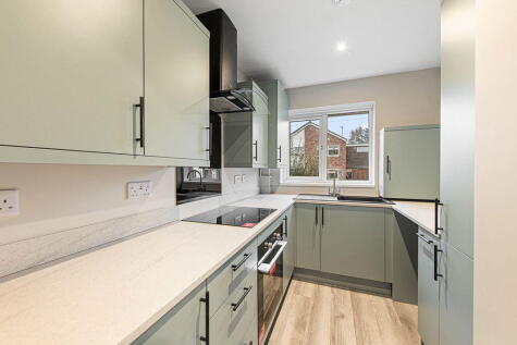 Wroxall Drive in Grantham