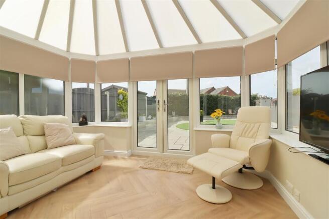 Impressive Conservatory