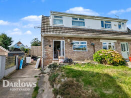 9, Heol Pen-y-foel, Coed-y-cwm, Pontypridd CF37 3DJ