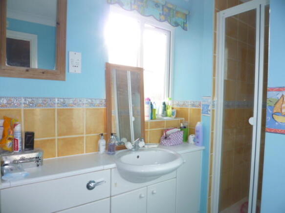 Ensuite