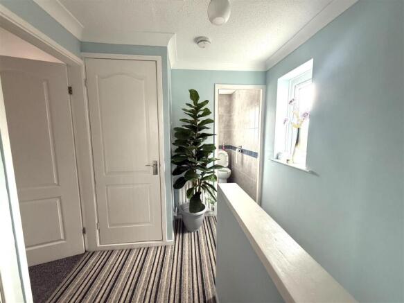 61 leahall lane landing 1.jpeg