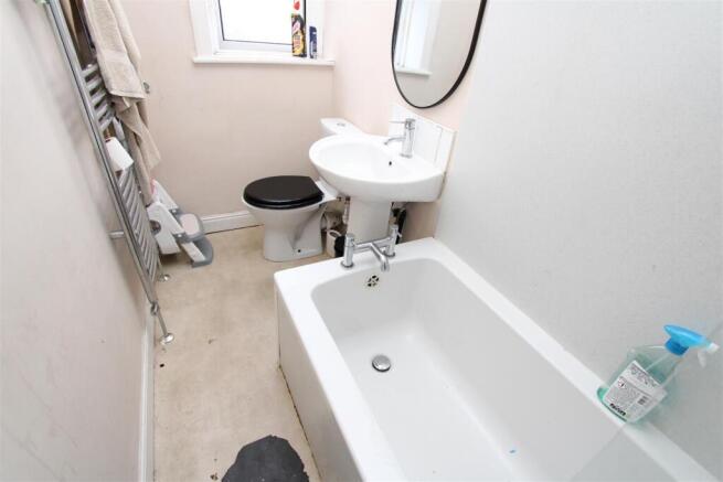 3 bed Terraced for sale Image 7