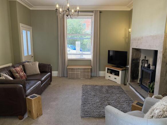 2 bed Terraced for sale Image 5