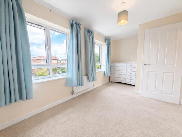 2 bed Semi-Detached for sale Image 6