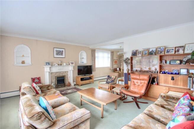 Braeside, Kirklevington, TS15 photo 4