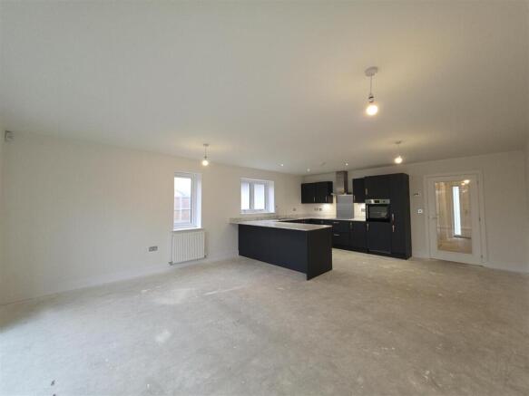3 bed Detached Bungalow for sale Image 5
