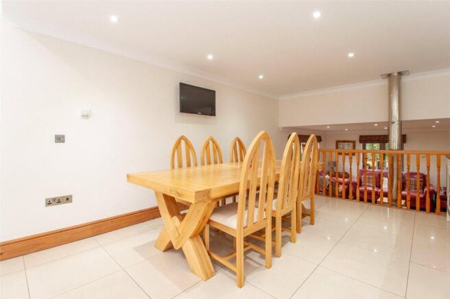 Dining Room 01