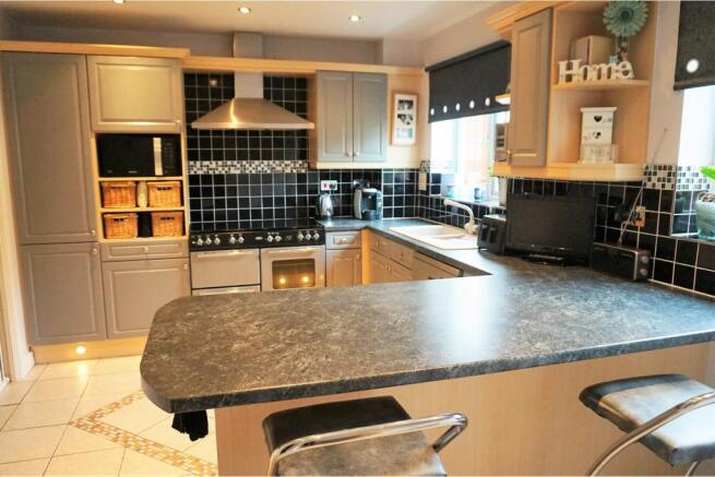 Kitchen / Breakfast