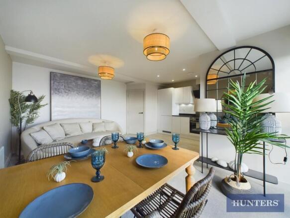 2 bed Apartment for sale Image 6
