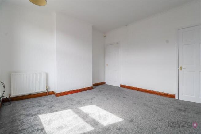 2 bed Terraced to rent Image 8