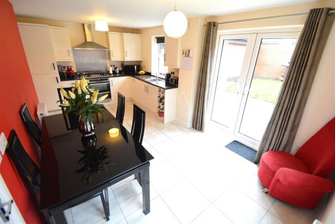 Open Plan Dining Kitchen