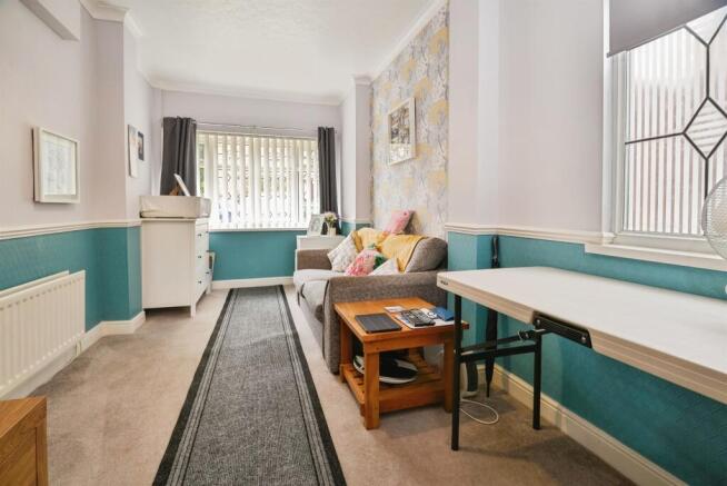 3 bed Detached for sale Image 9