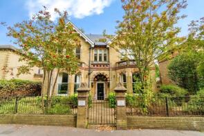 Flat 1, 13 Eden Grange, The Avenue, Southampton SO17 1XT