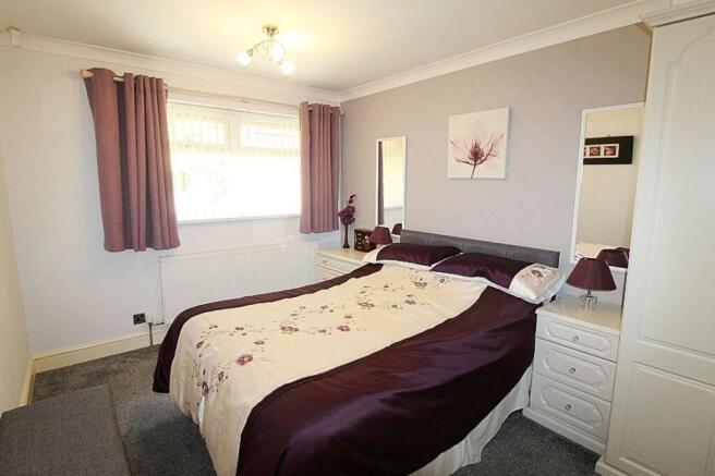 2 bed Bungalow for sale Image 7