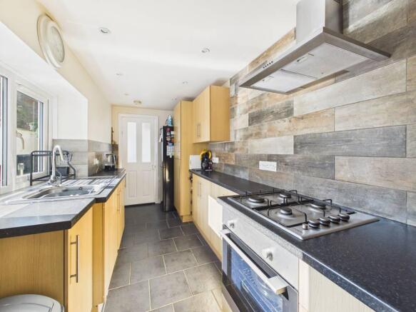 3 bed Terraced for sale Image 6