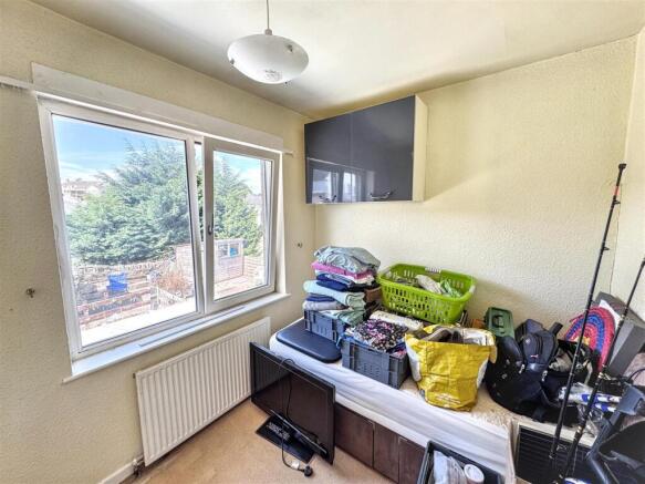 3 bed Semi-Detached for sale Image 11
