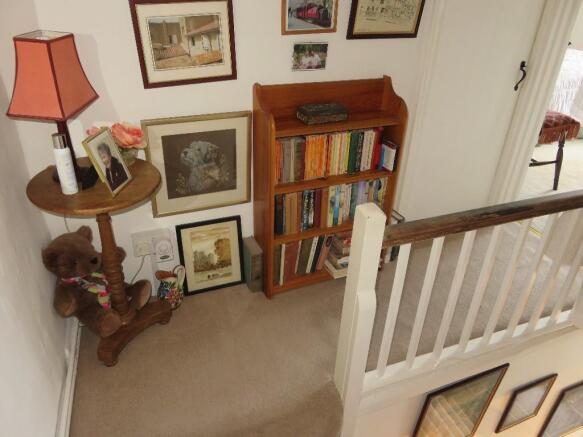 Photo 8
