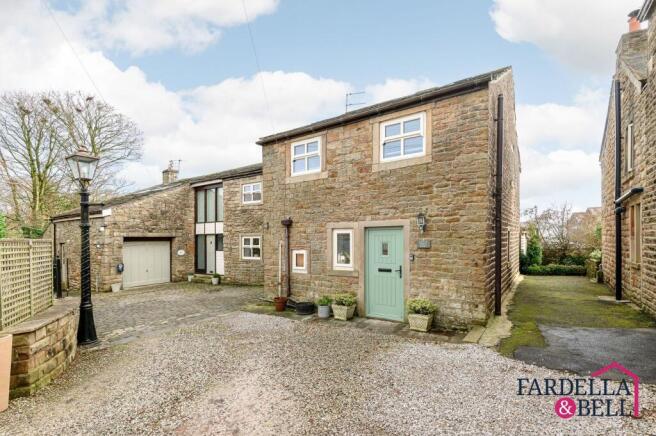 3 bed Semi-Detached for sale Image 5
