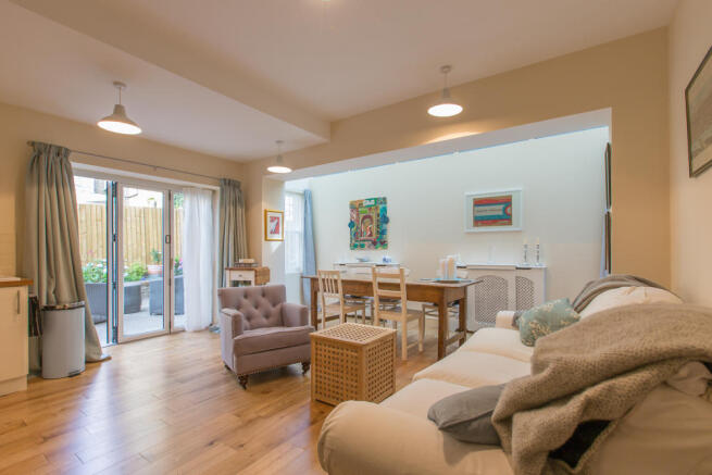 highres1450326.jpg