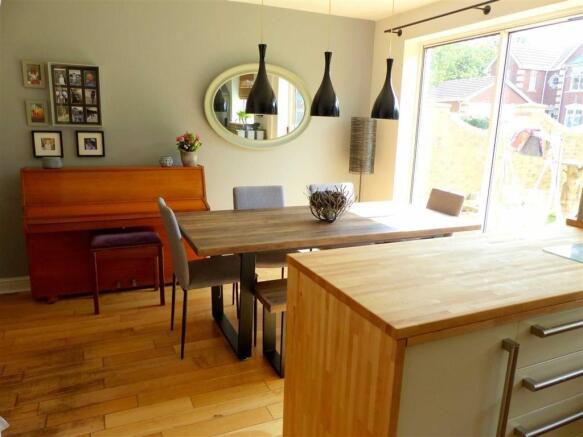 Kitchen Diner