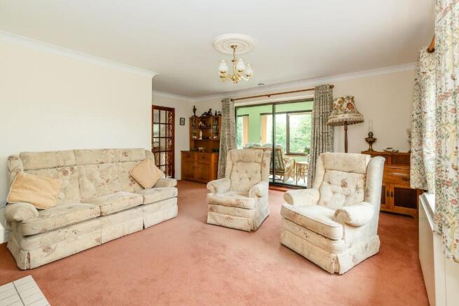 2 bed Detached Bungalow for sale Image 6
