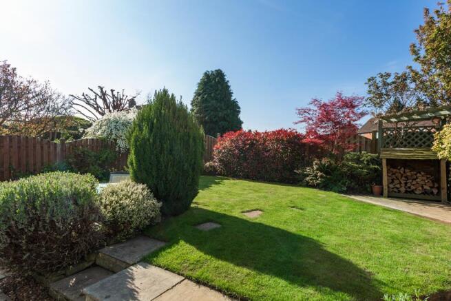 5 Allanfield Grove-04_LowRes.jpg