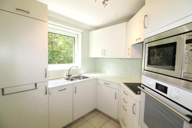 e Kitchen.jpg