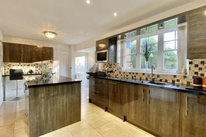 Kitchen/breakfast
