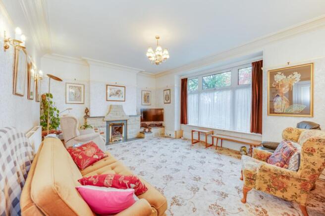KITCHEN, DINER AND LIVING ROOM