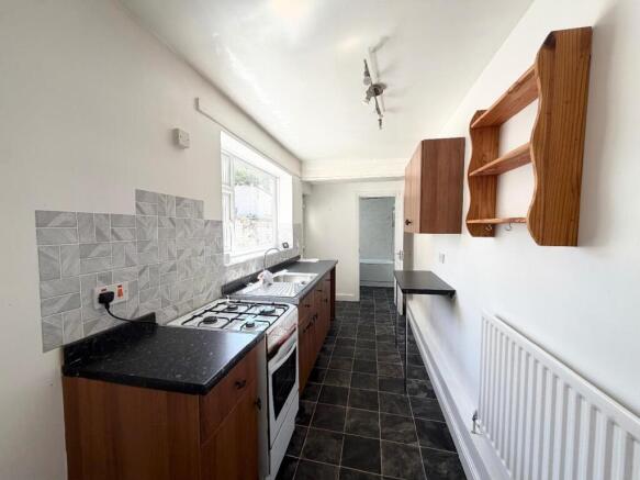 2 bed Terraced for sale Image 4