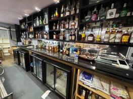 6a, Foxes Parade, Sewardstone Road, Waltham Abbey EN9 1PH
