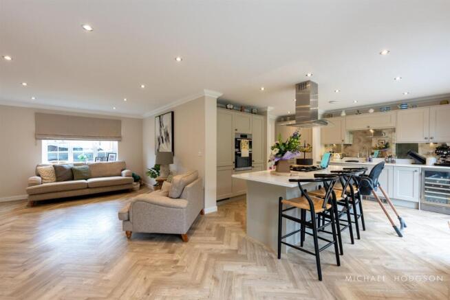 69 Leighfield Drive-16.jpg