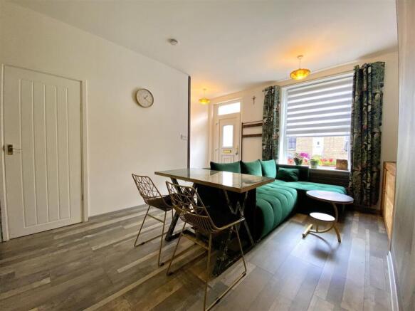 1 bed Terraced for sale Image 5