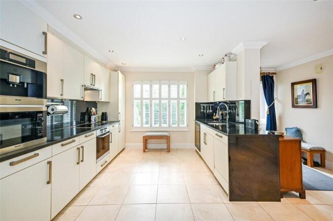 Kitchen/Breakfast Rm