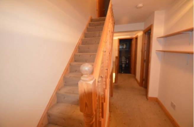 4 bed Terraced to rent Image 8