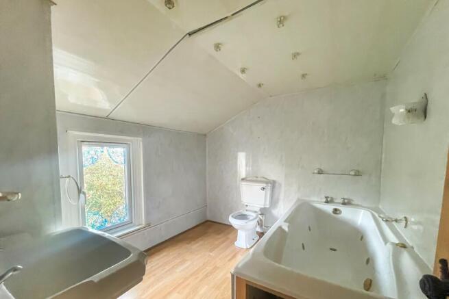 Manor House, Bradworthy, Holsworthy, EX22 7RQ