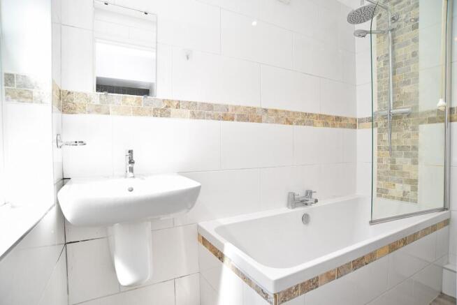 2 bed Terraced for sale Image 7
