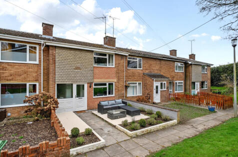 Nursery Close, Cirencester, Gloucestershire, GL7