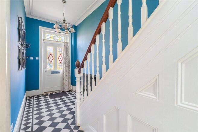 4 bed Terraced to rent Image 4