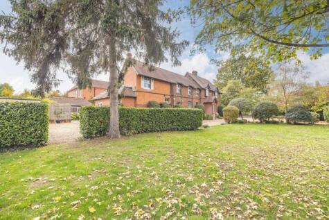 Eton Road, Datchet, SL3