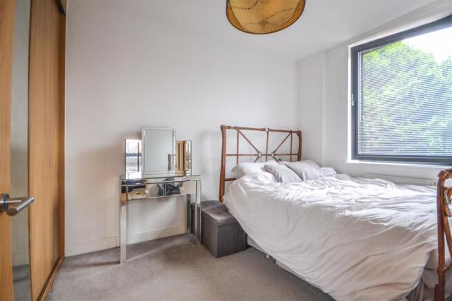 bedroom.jpg