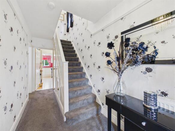 3 bed Semi-Detached for sale Image 5